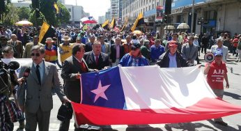 Alcaldes marchan junto a sus funcionarios por demandas ASEMUCH
