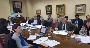 PRESIDENTE DE LA COMISION DE MEDIO AMBIENTE, SUSTENTABILIDAD Y CAMBIO CLIMATICO DE LA AMRBB EXPONE EN COMSION DE MEDIO AMBIENTE DEL SENADO