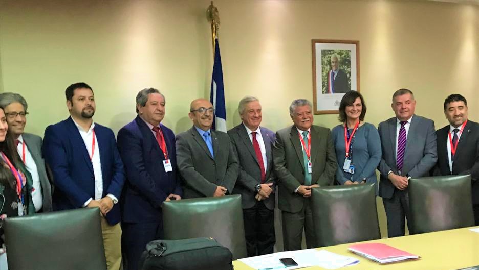 Alcaldes de la región se reúnen con Ministro Mañalich por Programa PICS